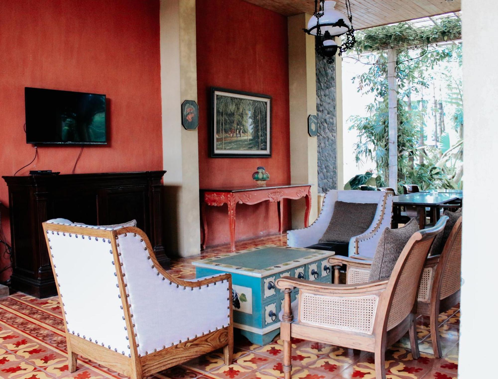 Kayu Arum Resort Salatiga Exterior photo