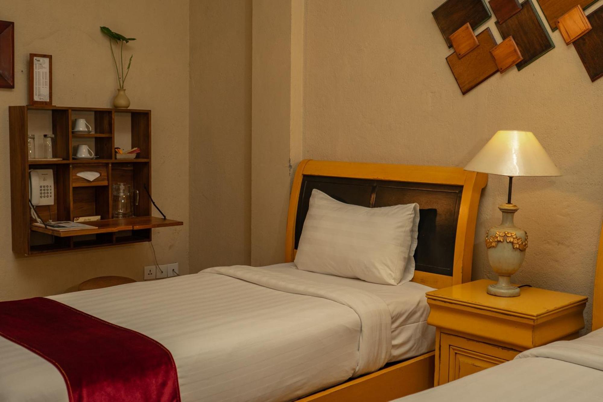 Kayu Arum Resort Salatiga Exterior photo